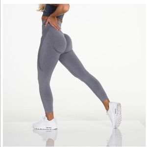 NVGTN Contour Leggings